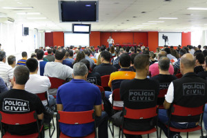 16.12.15 - Assembleia de fim da greve dos agepocs - Paulo Cabral (5)