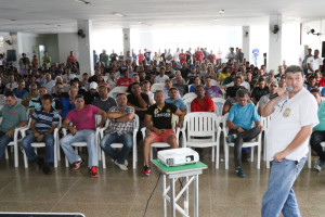 Fernando Rodrigues informou que os policiais sofreram perdas inflacionárias de 30% no salário