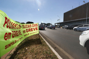18º Dia de Greve - Assembleia no Buriti - Paulo Cabral (2)