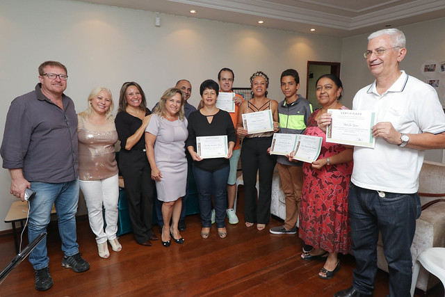 Formatura dos cursos de Informática e Inglês no Sinpolzinho - 06.12.16