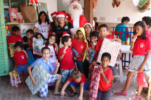 Entrega de brinquedos na Creche Tia Ilda - Paulo Cabral (262)