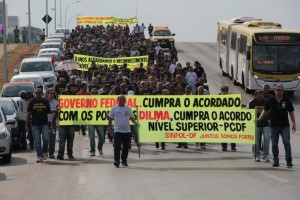 Manifestação realizada em 2014 cobrou do governo federal o cumprimento do acordo firmado em prol do reconhecimento