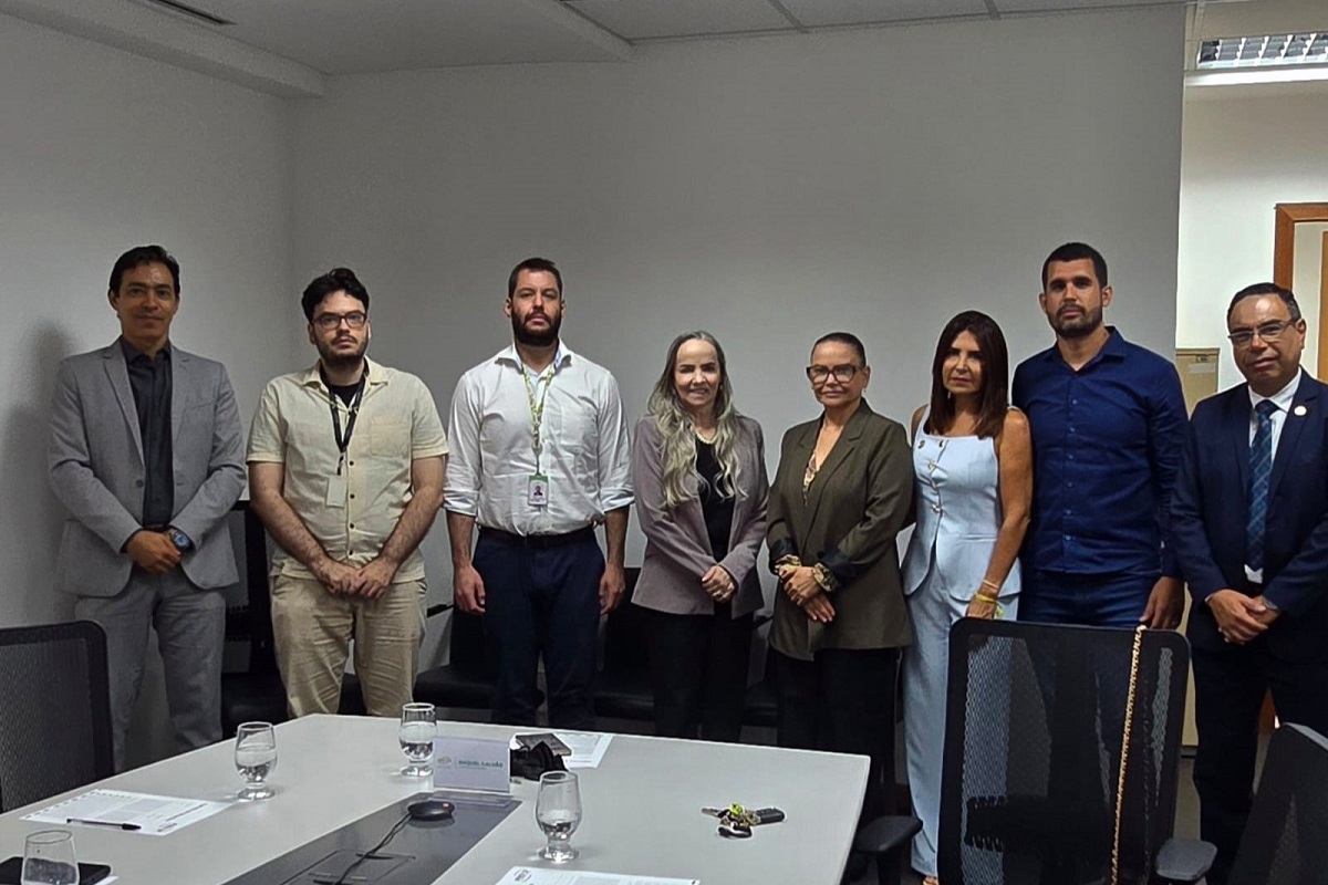 Diretorias dos sindicatos se reuniram com a presidência e técnicos do Iprev | Foto: Divulgação