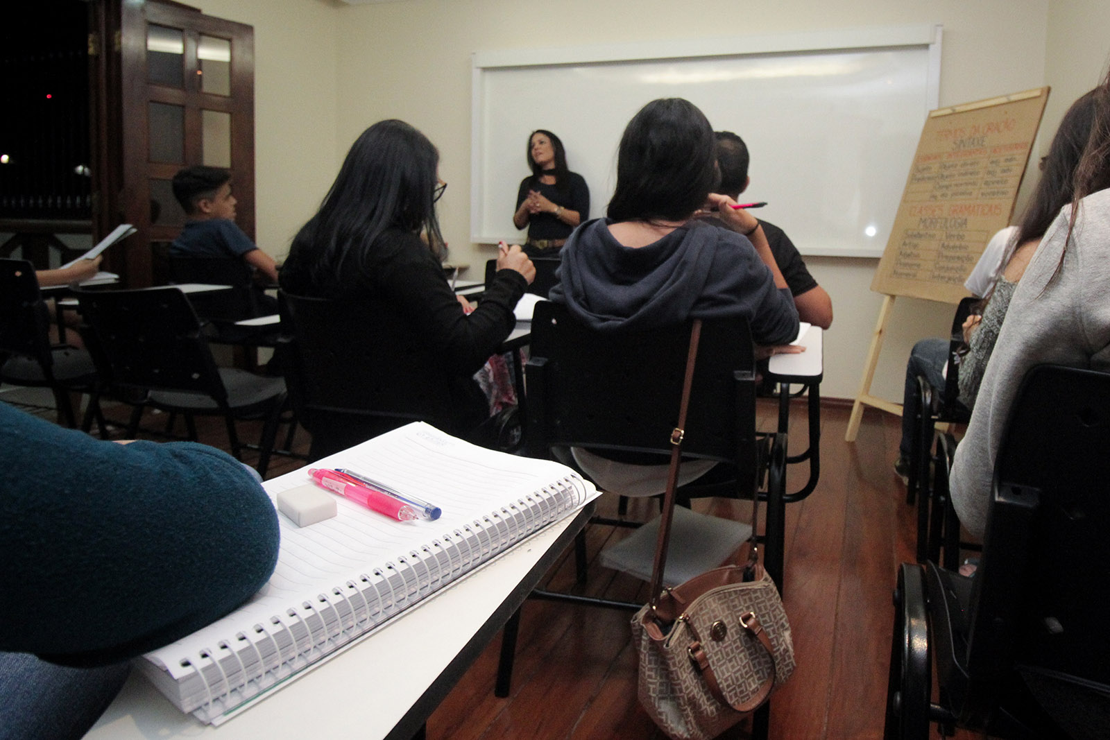 Sinpolzinho oferece curso gratuito de Português para concursos