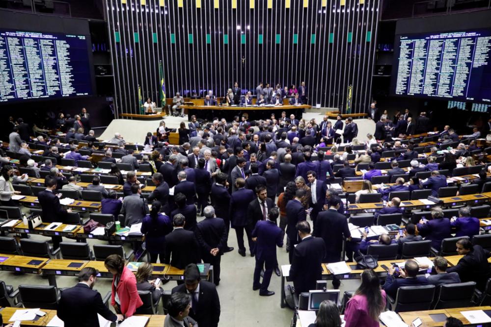 Câmara aprova em 1º turno novas regras da aposentadoria policial