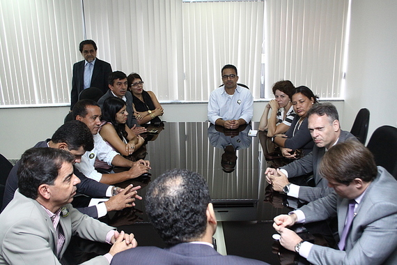 Reunião retoma discussões dos pleitos