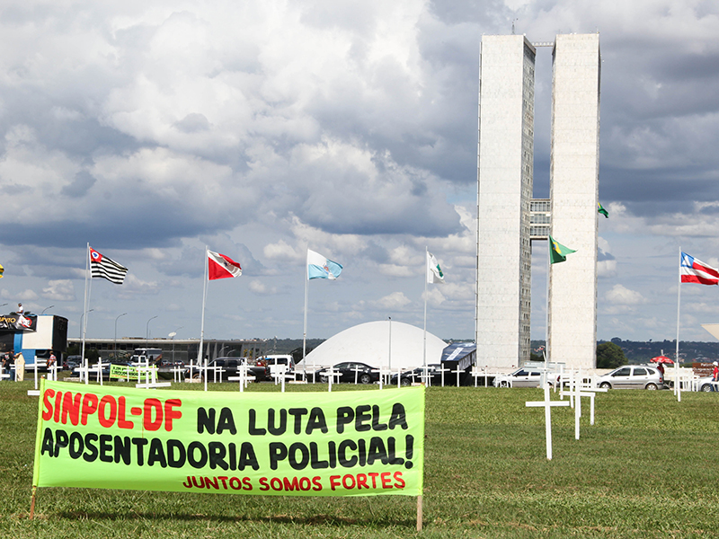 Sinpol-DF informa sobre ações em defesa da aposentadoria policial