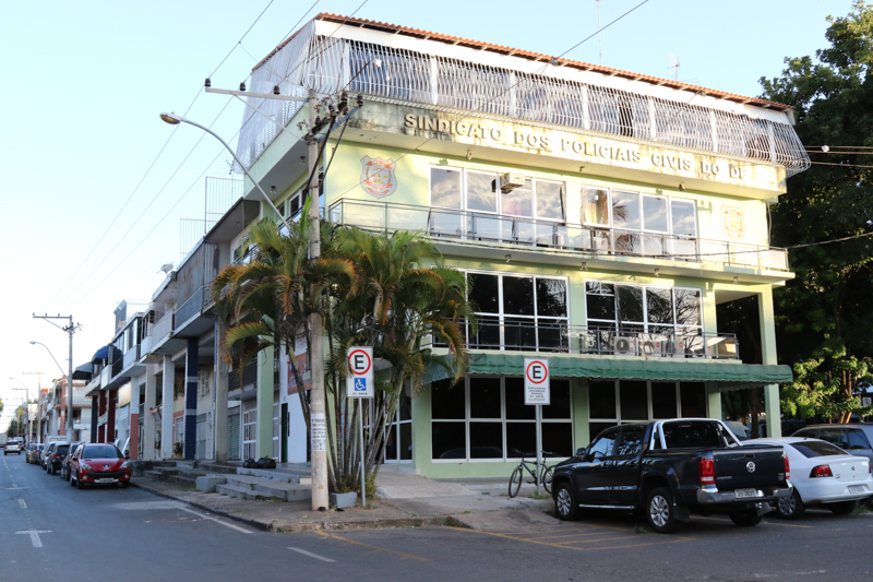 Reunião com chefes de seção é adiada por causa da agenda com o governador