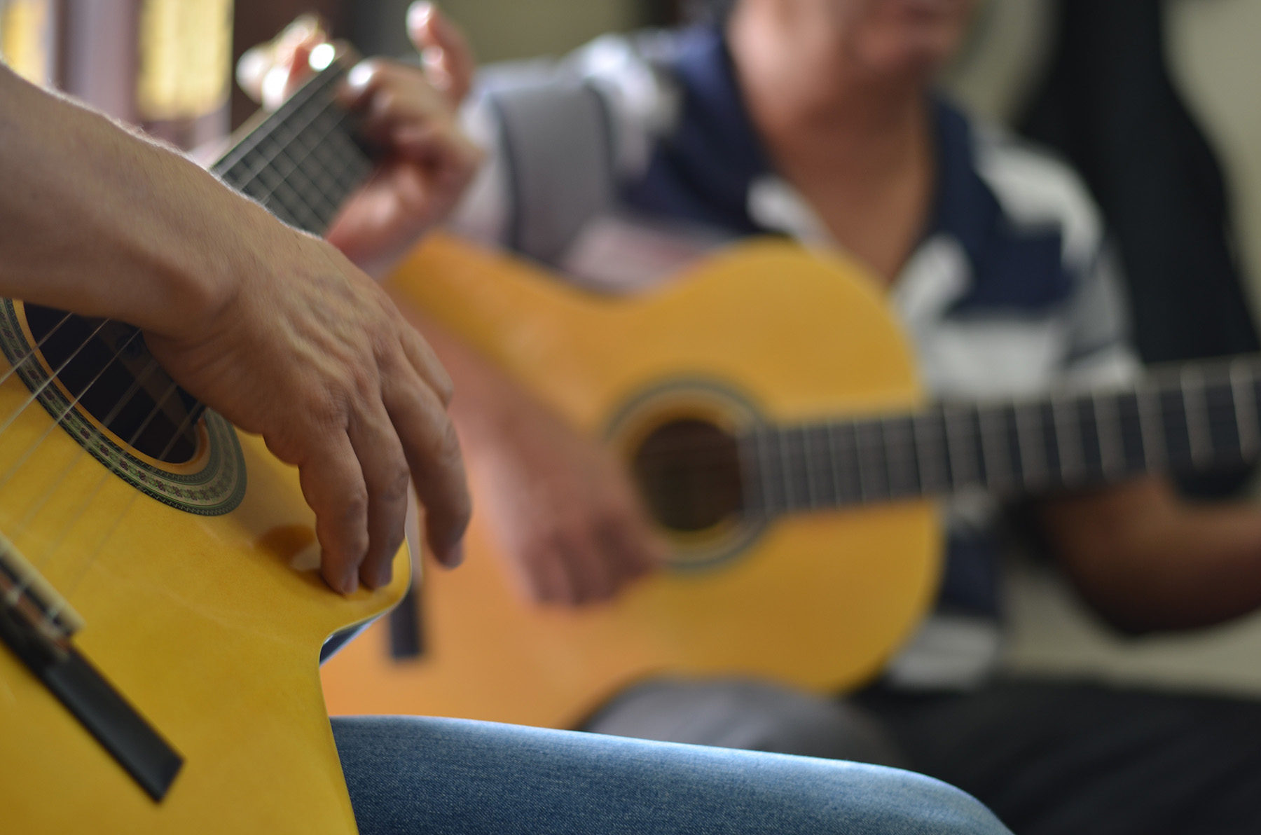 Curso de Violão Popular tem inscrições abertas no Sinpolzinho