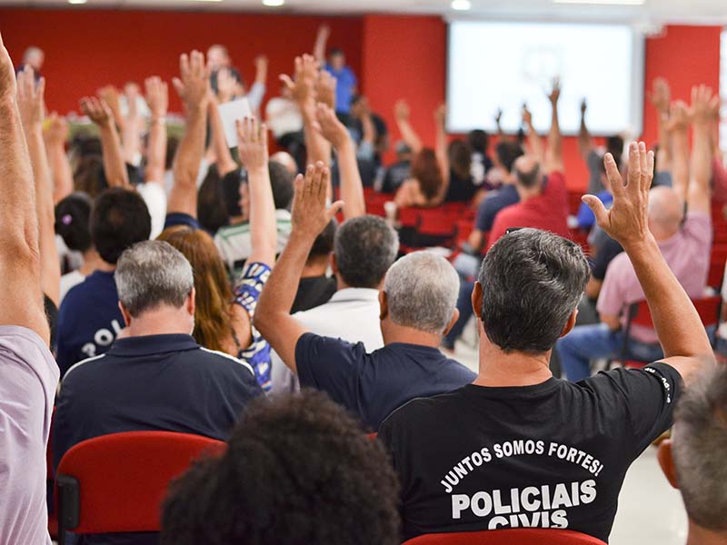 Sindicato convoca para assembleia dia 4/9, no Iesb