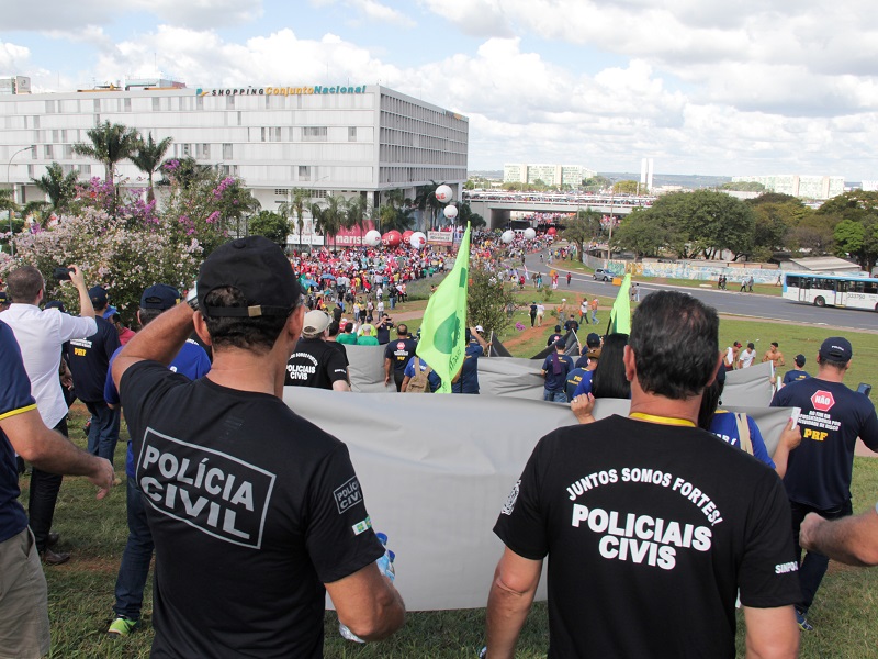 Policiais civis protestam contra Reforma da Previdência