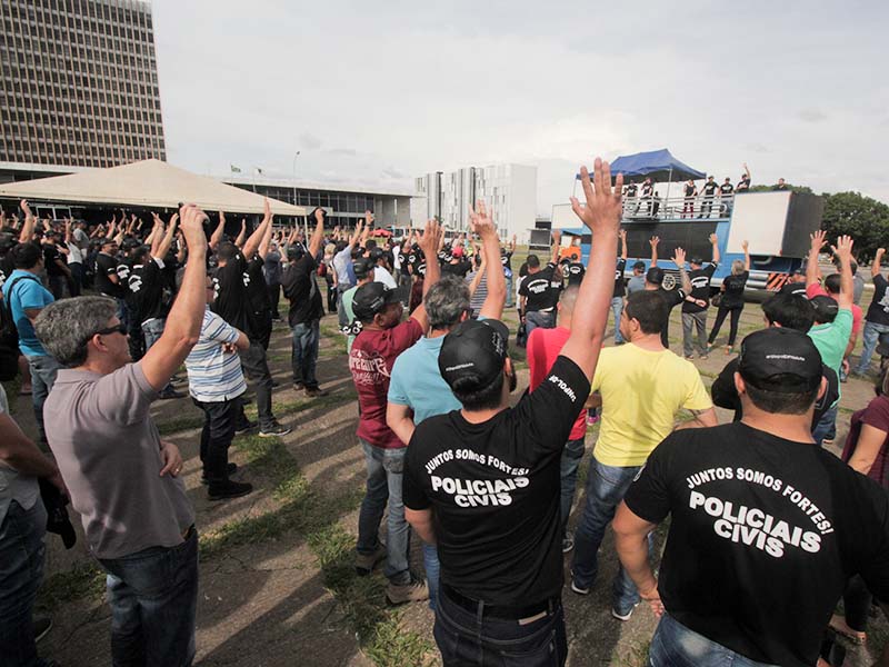 Policiais civis fazem nova paralisação nesta quarta, 1º