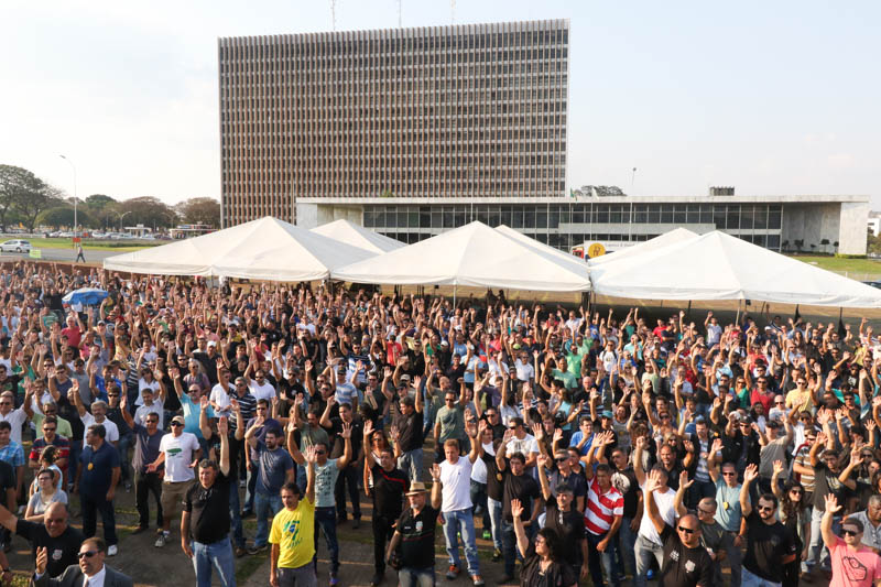 Assembléia-no-Buriti-Paulo-Cabral-86