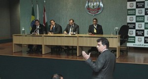 A pedido do Sinpol, diretor-geral da PCDF se reúne com escrivães de polícia