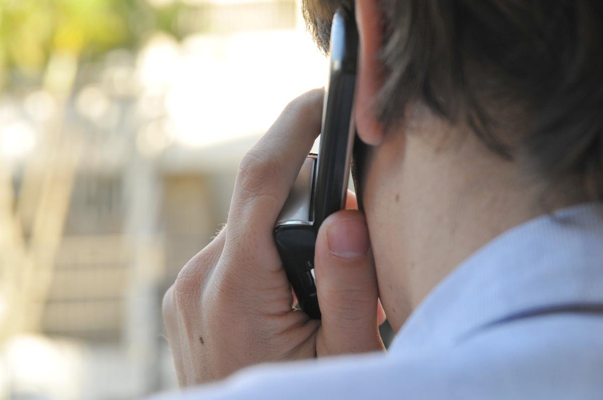 Sindicato pede atenção a golpes por telefone ou e-mail