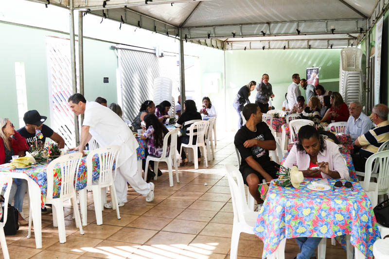 Sinpolzinho convida Aposentados e Pensionistas para Café da Manhã