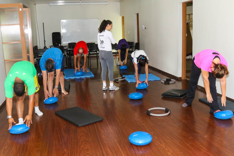 Aulas de Pilates promovem bem-estar e melhoram saúde dos filiados